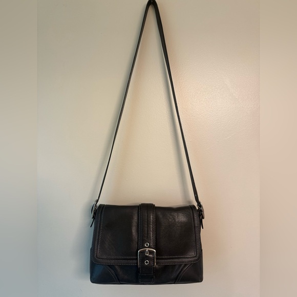 Coach Hampton Buckle‎ Flap Crossbody Bag F11196 in Black - Picture 3 of 15